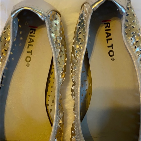 Gold Rialto flats - Picture 3 of 5